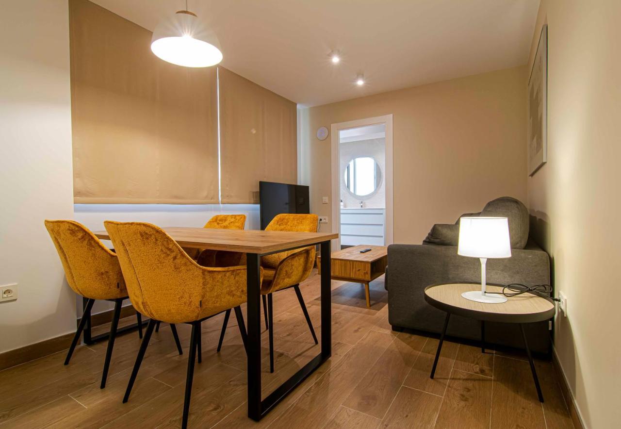 Apartament 1 Abril *