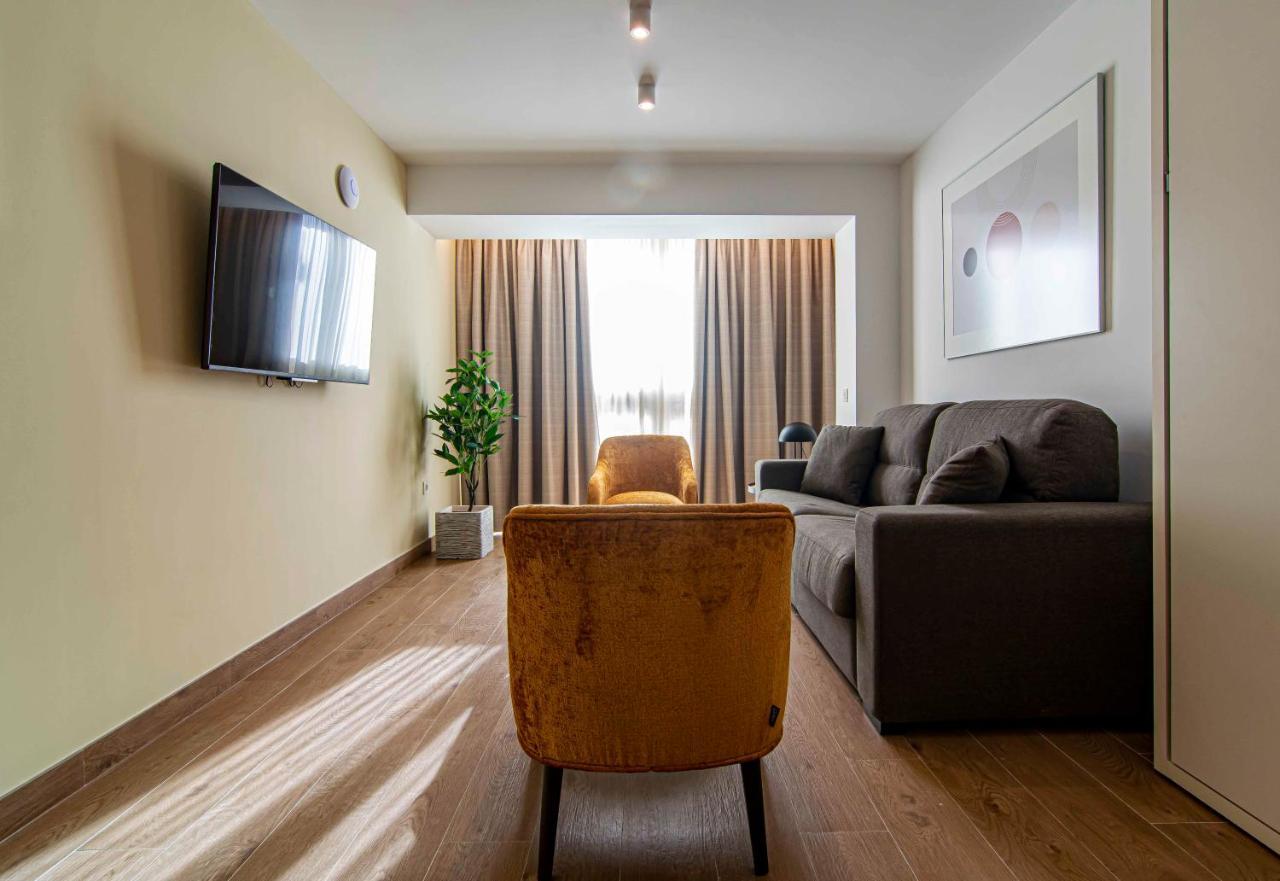 Apartament 1 Abril *
